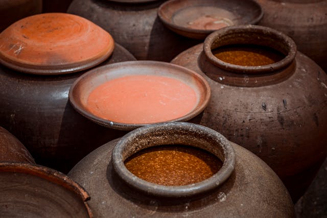 remove taste of clay