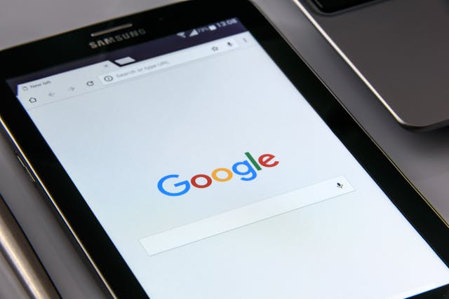 how can i make google my default search engine