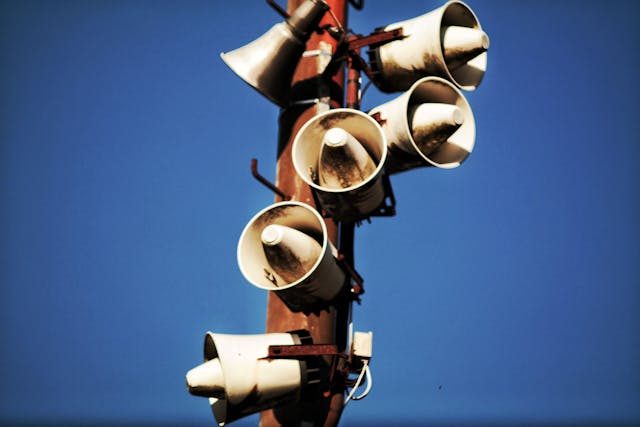 cut down on sound from open space