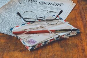 Read more about the article How Do You Write a Letter Perfectly: 10 Effective Tips