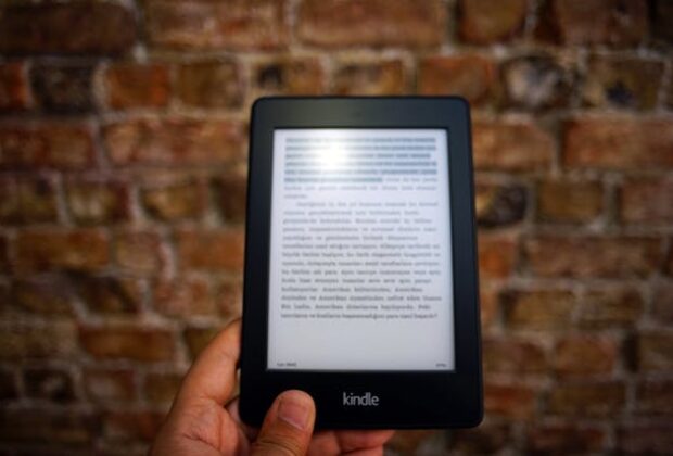 7 Easy Steps to Remove Branding from the Body of a Kindle